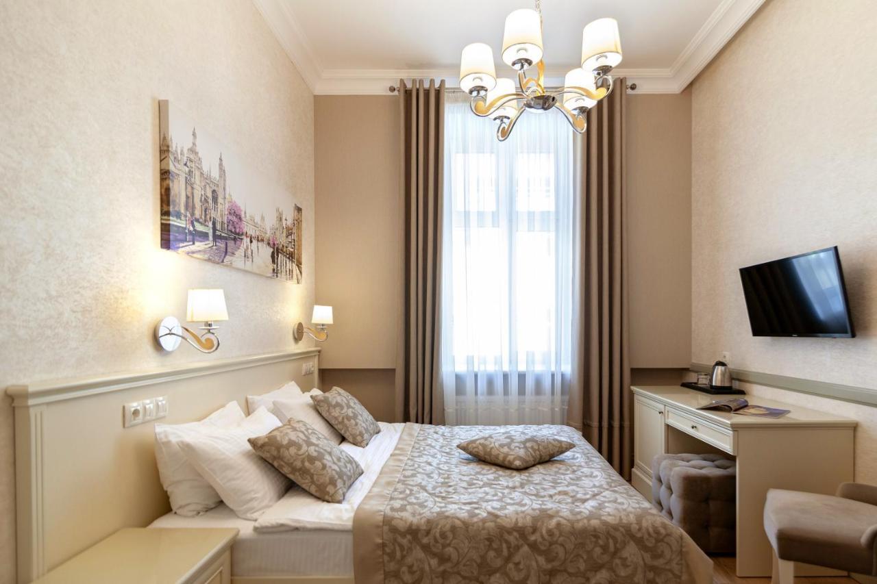 Royal Mini-Apart Hotel On Rynok Square Liov Exterior foto