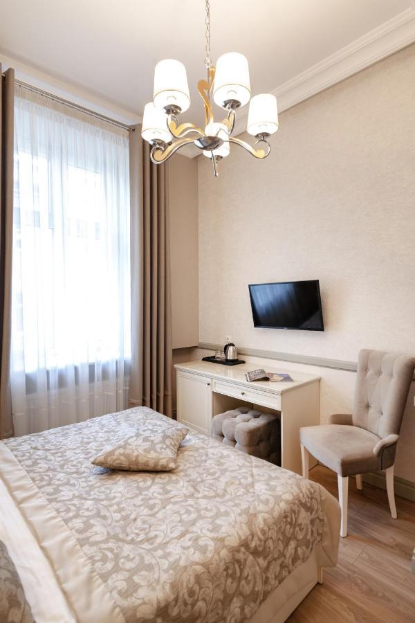 Royal Mini-Apart Hotel On Rynok Square Liov Exterior foto